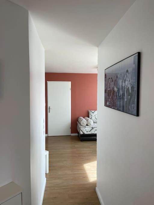 3p Apartment *