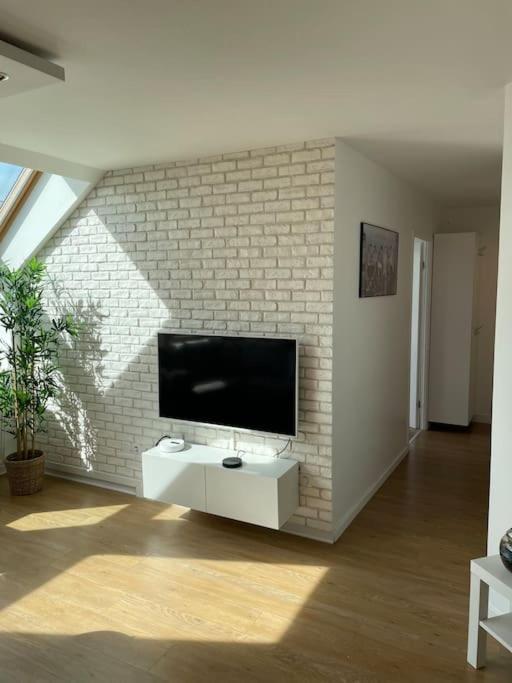 Apartment 3p