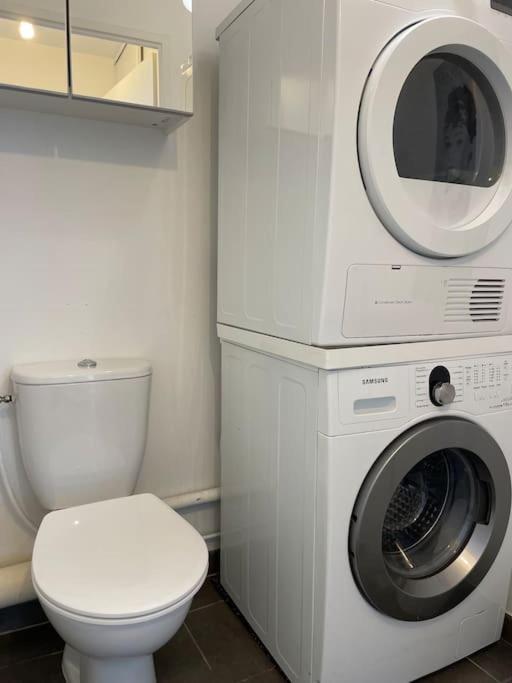 3p Apartment *